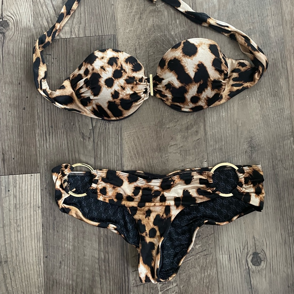 Victoria’s Secret Leopard Print Bikini